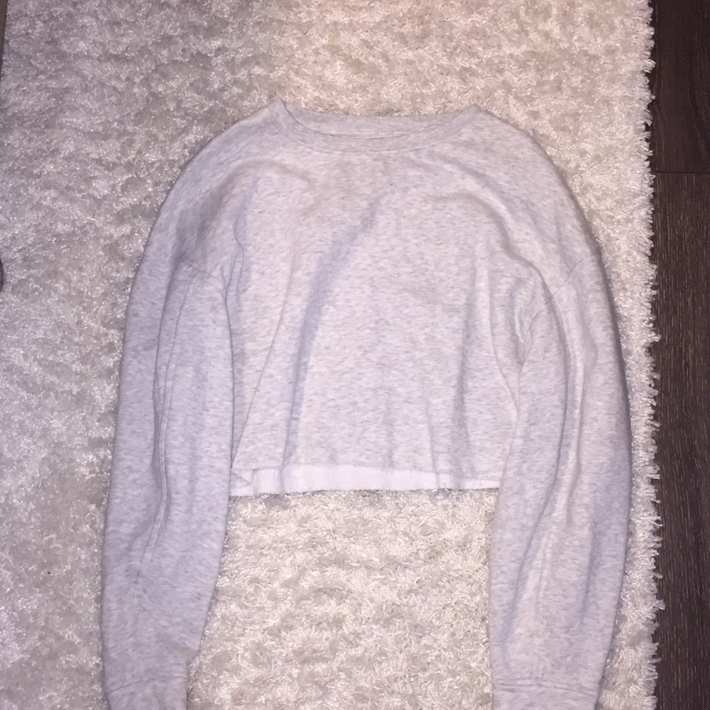 Gray sweater crop top!